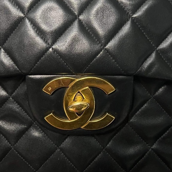Chanel Black Quilted Lambskin Jumbo XL Vintage Classic Flap Bag - Picture 4 of 8
